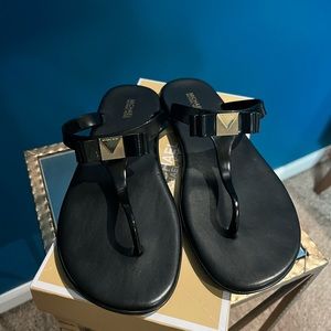 Michael Kors womens jelly thong